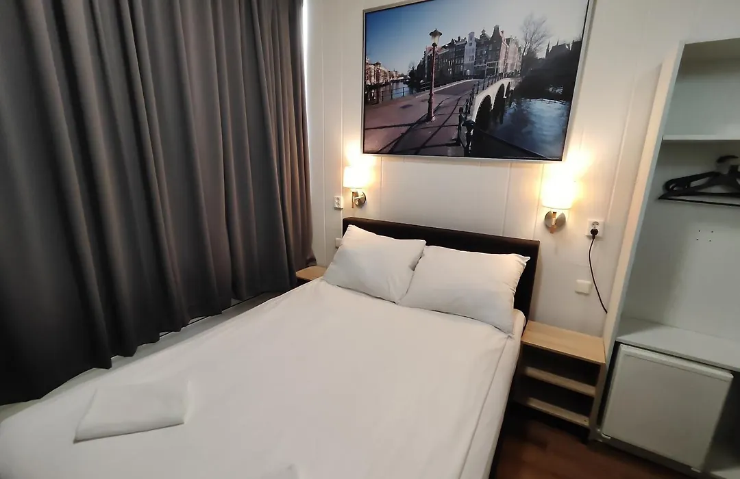 Hotel Holland Lodge-1
